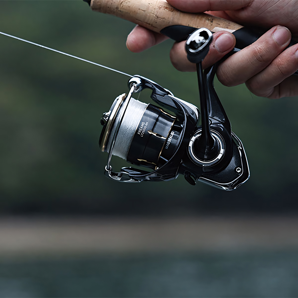 بكرة صيد دوارة DAIWA FREAMS 20 - مراجعة Daiwa Reel Fuego وسعره